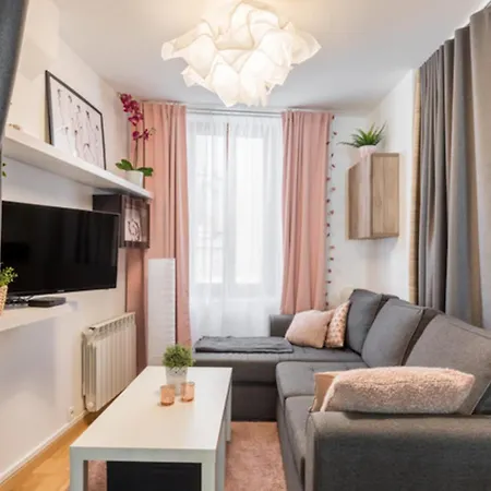 Charming Two-bedroom Duplex Saxe Gambetta アパート リヨン